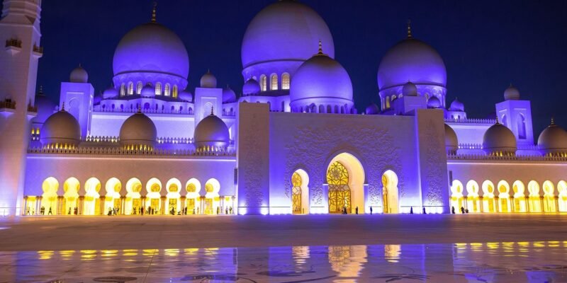 Bur Dubai Grand Mosque: Architectural Marvel of Dubai