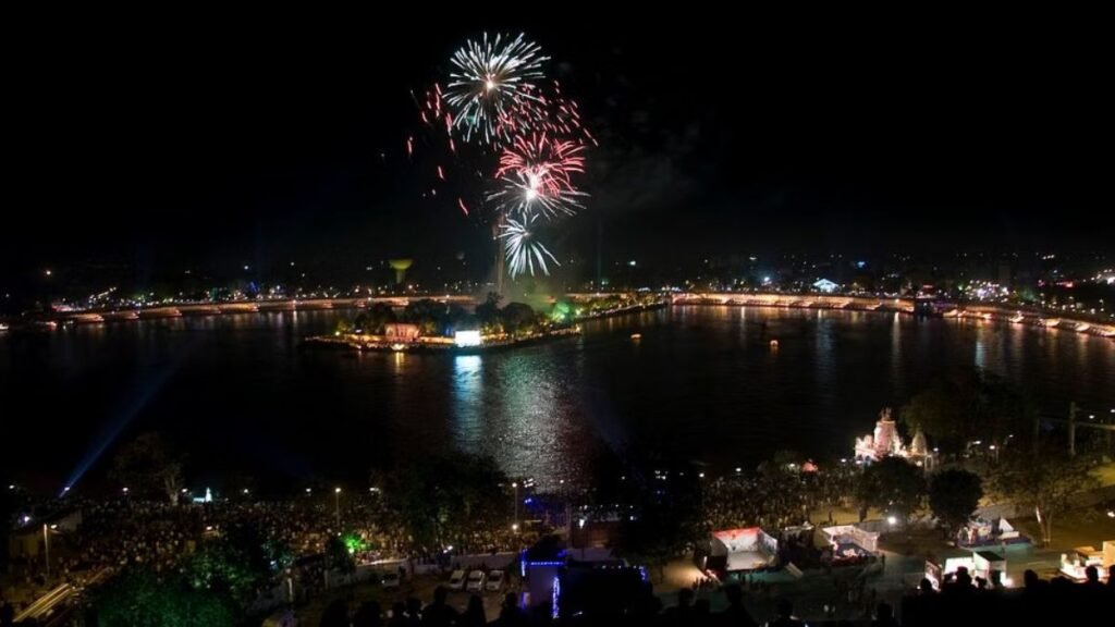 Kankaria Carnival - Ahmedabad's Biggest Annual Festival