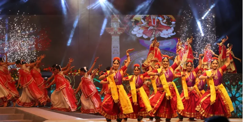 Navratri Tourism in Gujarat: Best Cities, Garba & Travel Guide