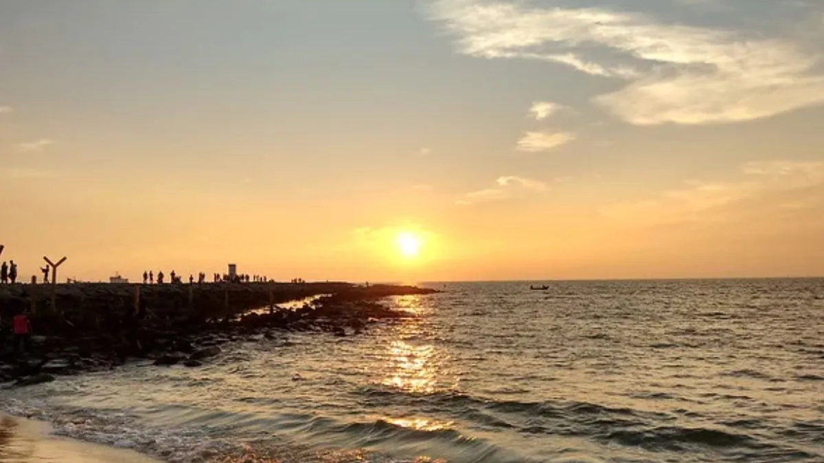 Okha Madhi Beach, Devbhoomi Dwarka