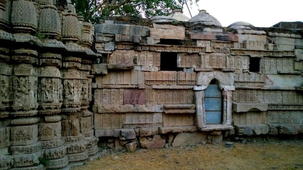 Rudra Mahalaya Ruins