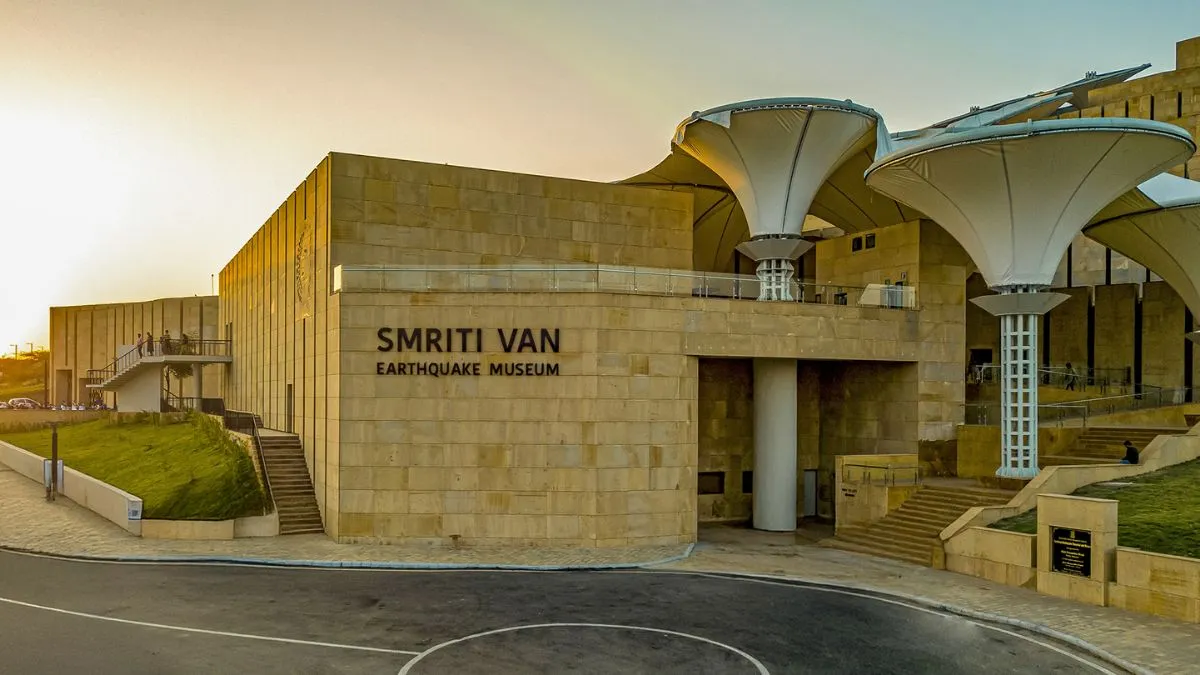 Smritivan, Bhuj, Kutch: Complete Guide to India's Largest Earthquake Memorial Museum