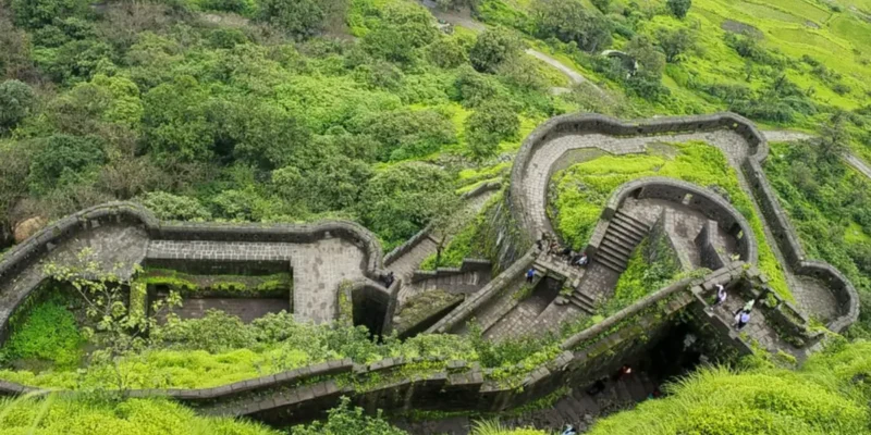 Top Long Weekend Getaways: 5–6 Day Trips in Gujarat Under ₹15K