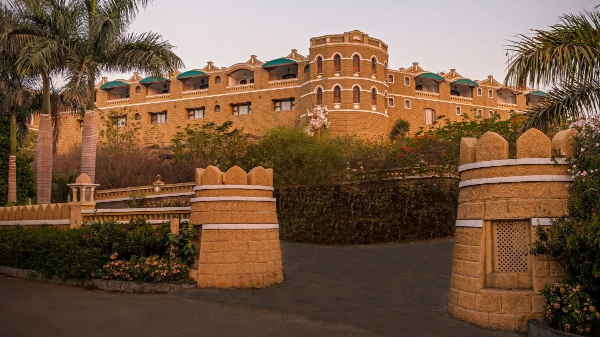 Khirasara Palace, Rajkot: The 450-Year-Old Palace Saved by a Sufi Pir