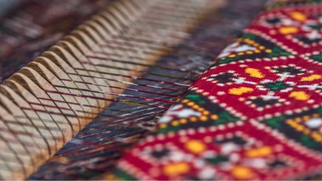 Patan Patola — The Zenith of Indian Weaving