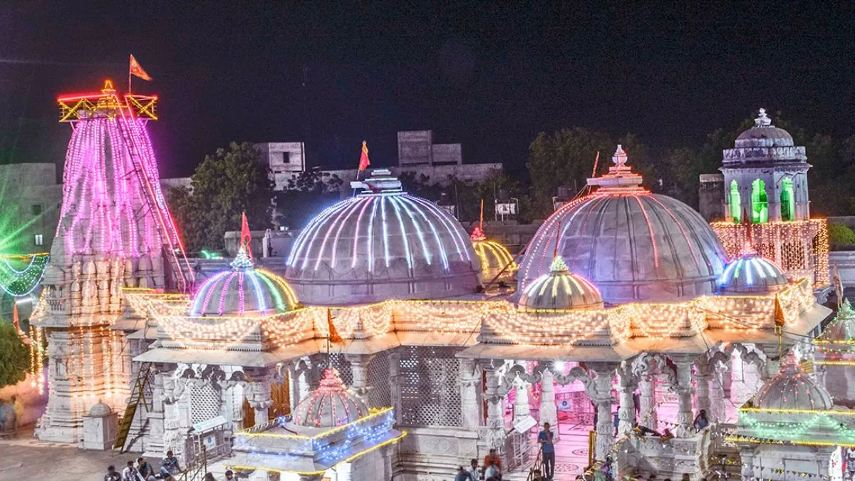 Shree Bahuchar Mata Temple: Gujarat’s Unique Shakti Peetha