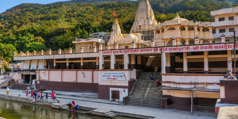 Damodar Kund, Junagadh
