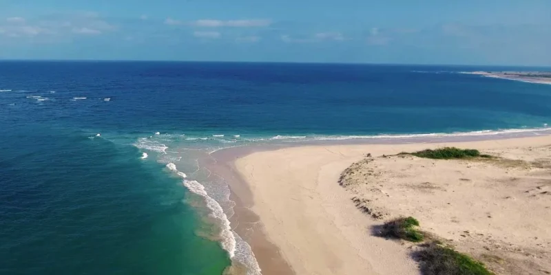 Pingleshwar Beach