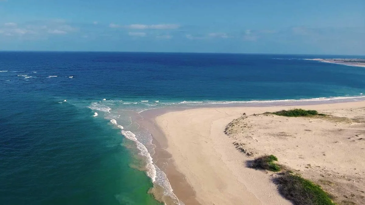 Pingleshwar Beach