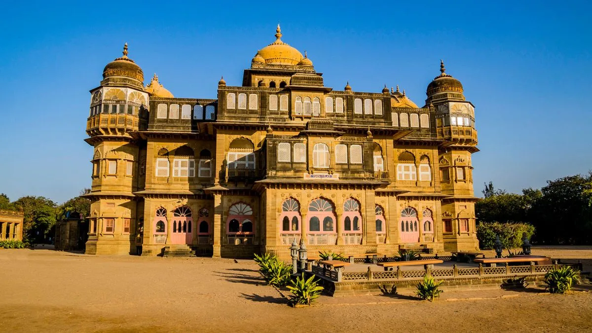 Vijay Vilas Palace, Mandvi