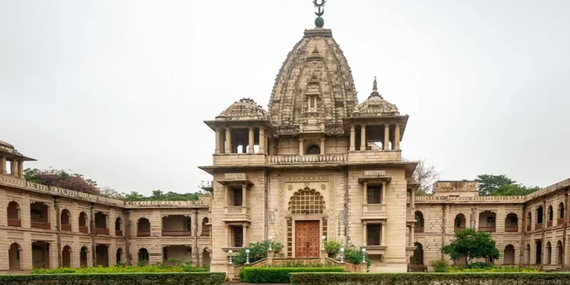 Kirti Mandir, Vadodara